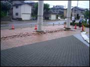 液状化現象写真2